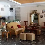 Akti فندق