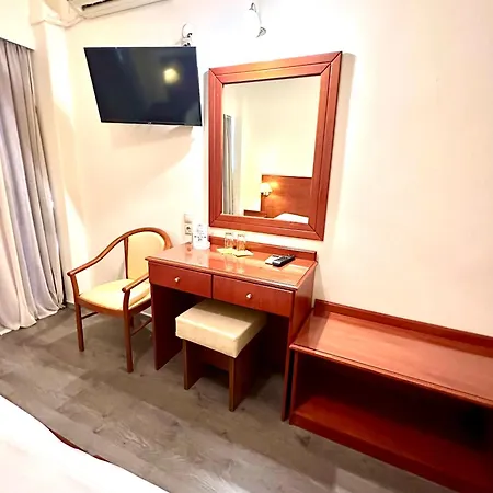 Akti Hotel 2*